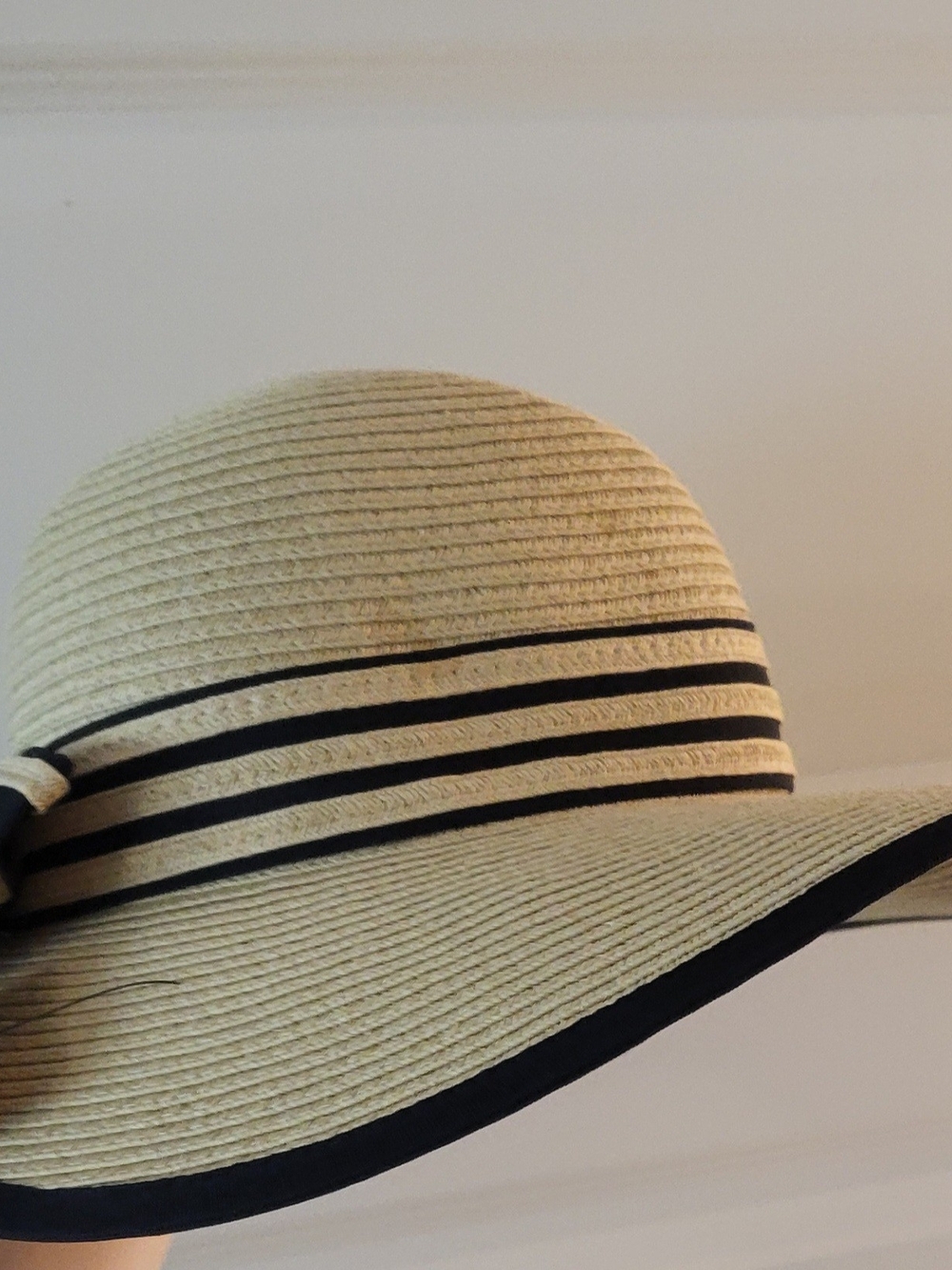 Italian Straw Sun Hat with Bow - Picture 3 of 4